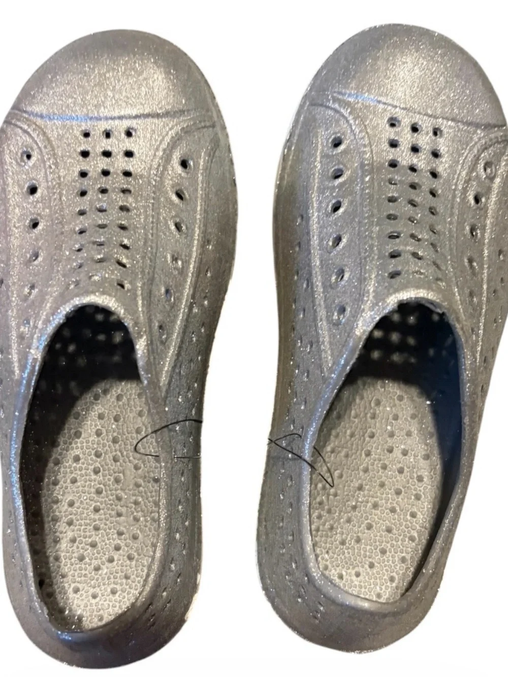 Delia’s Girl Silver Glitter Slip-On Water Shoes NWOT Size 11/12